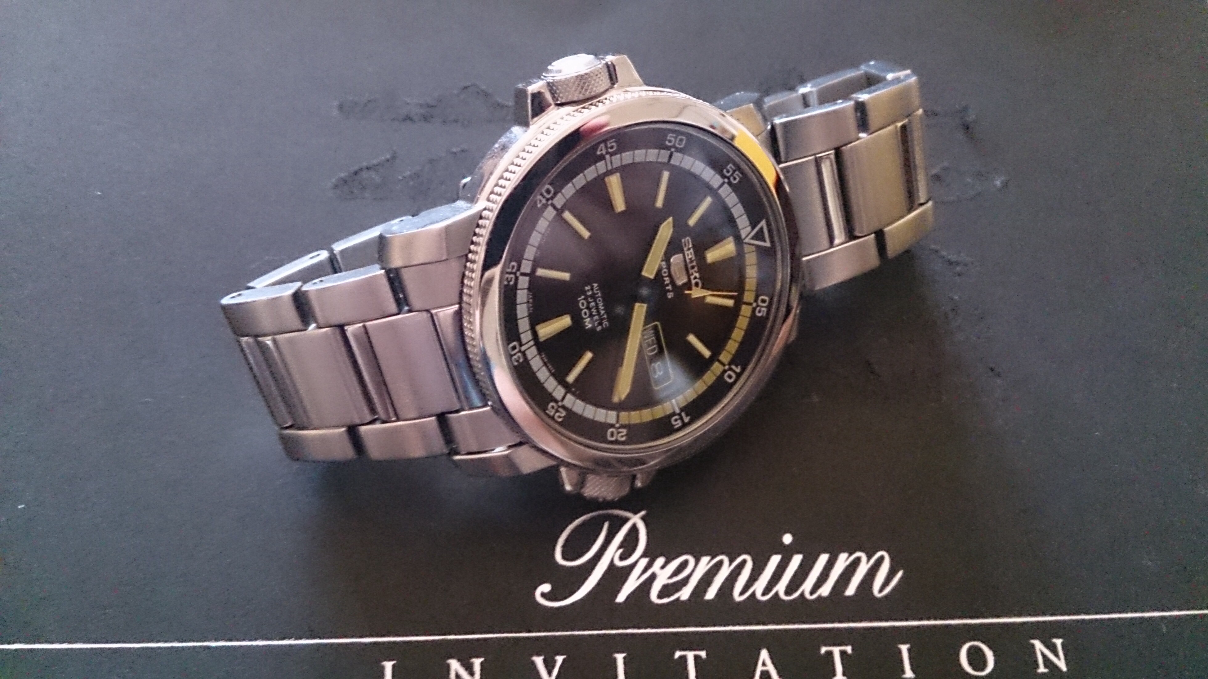 腕時計：SEIKO SEIKO5 SNZJ61 その1: 腕時計、革靴、万年筆愛好倶楽部